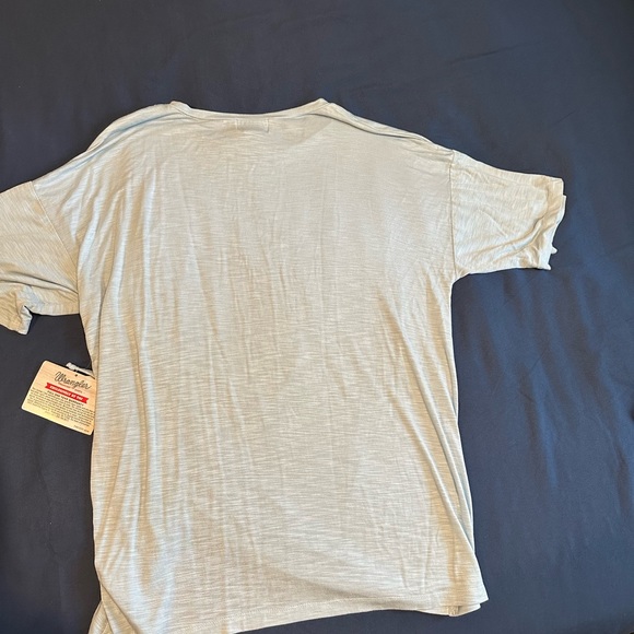 Women’s large Wrangler pale blue blouse new with tags. - Picture 7 of 7